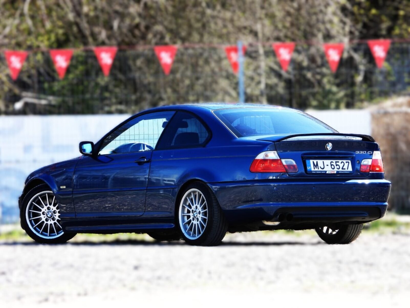 BMW 330 M-PACK