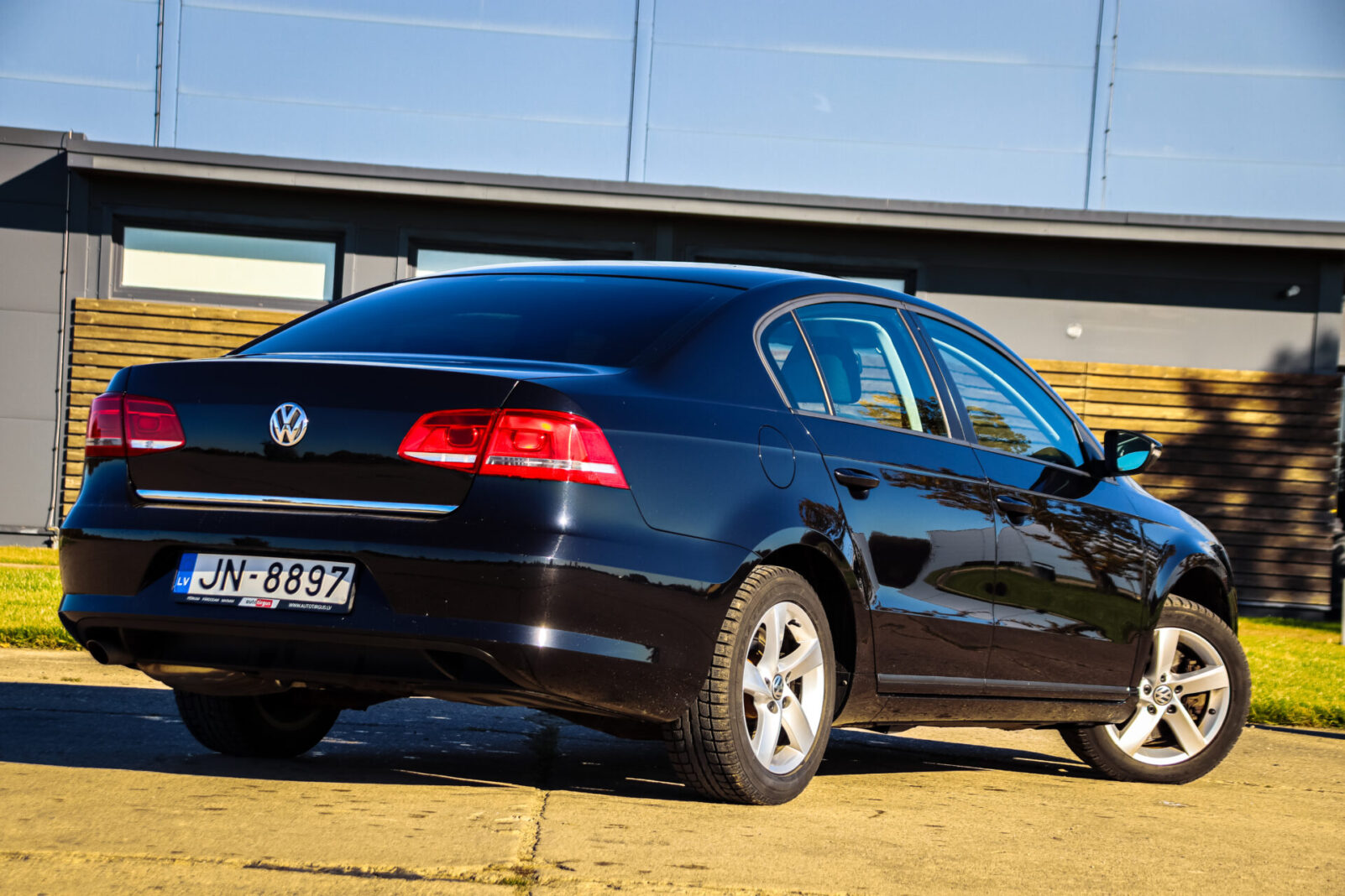 VW PASSAT