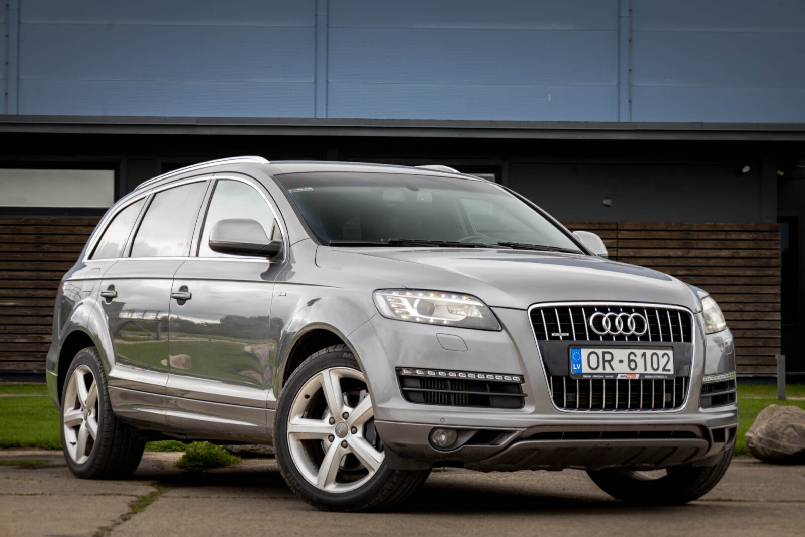AUDI Q7