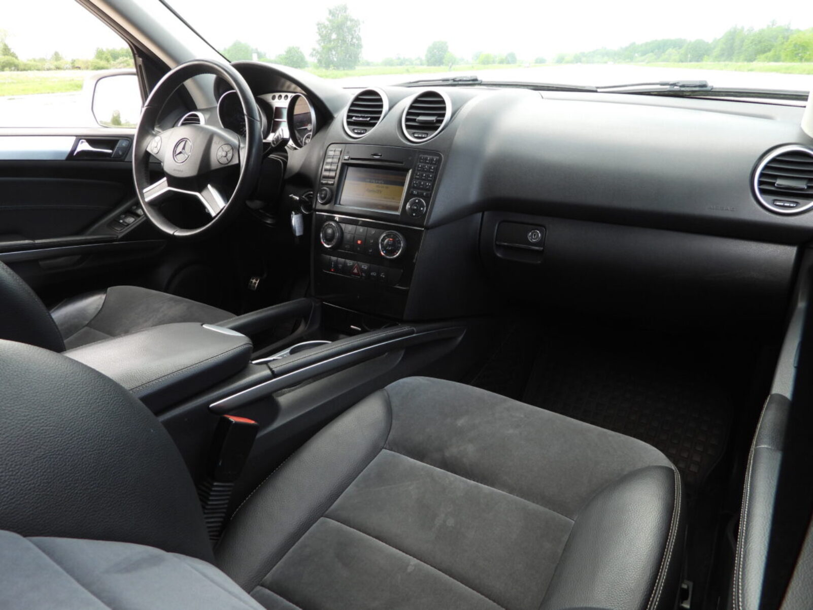 MERCEDES BENZ ML320
