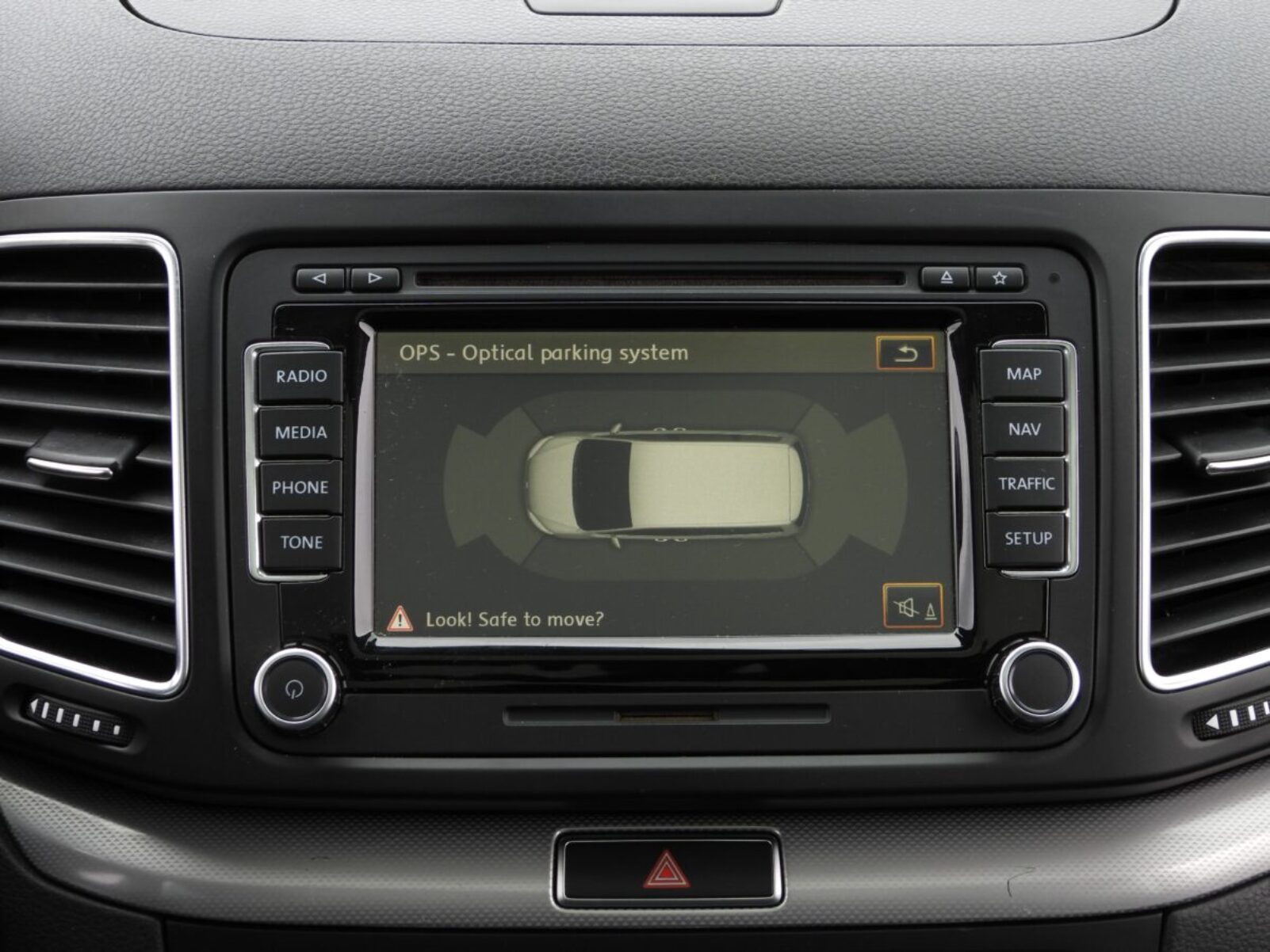 VW SHARAN
