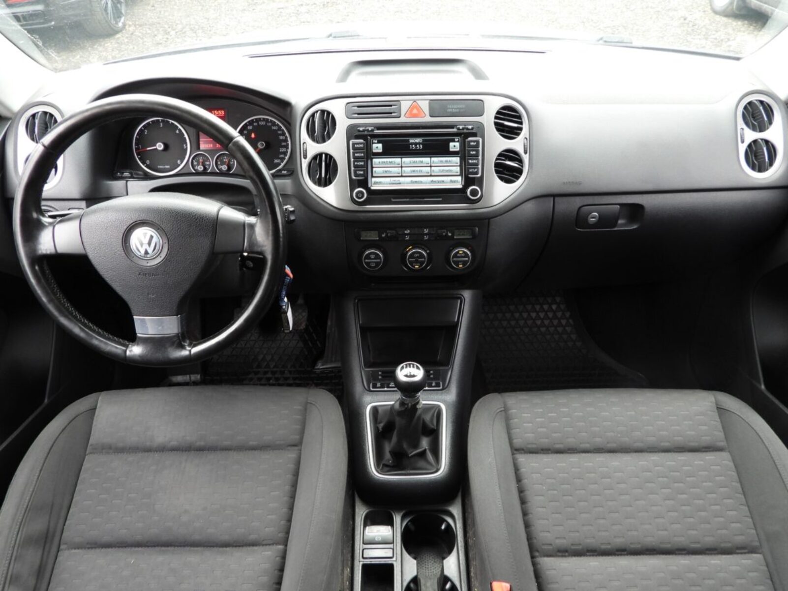 VW TIGUAN