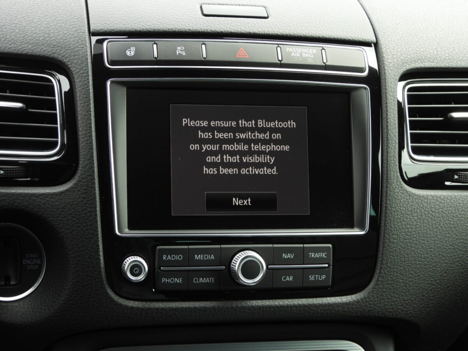 VW TOUAREG R-LINE
