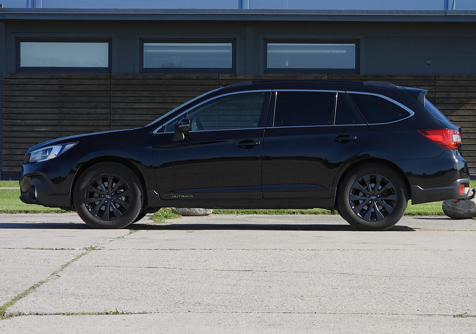 SUBARU OUTBACK