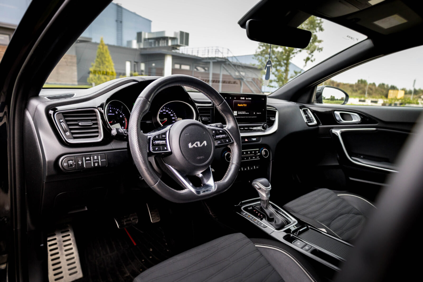 KIA PROCEED