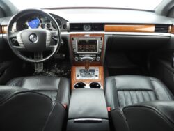 VW PHAEON