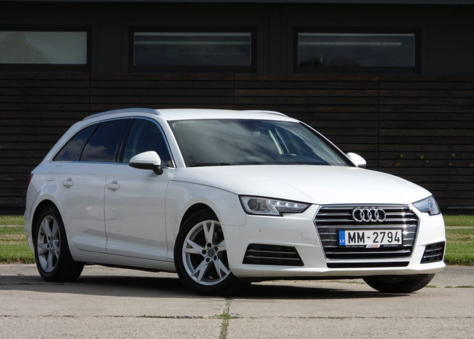 AUDI A4 AVANT
