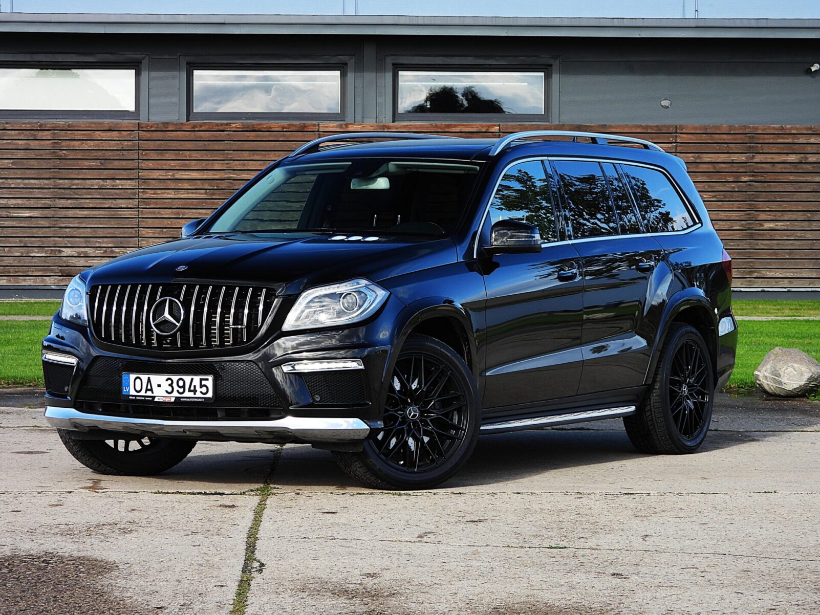 MERCEDES BENZ GL350