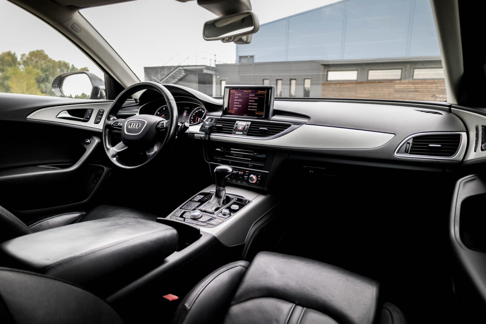 AUDI A6 AVANT