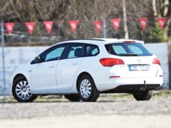 OPEL ASTRA SPORTS TOURER