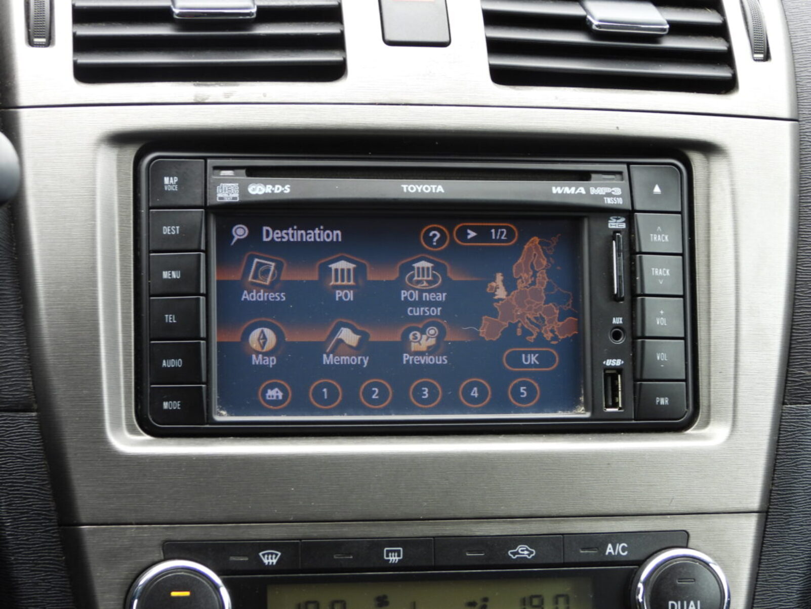 TOYOTA AVENSIS