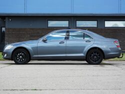 MERCEDES BENZ S320