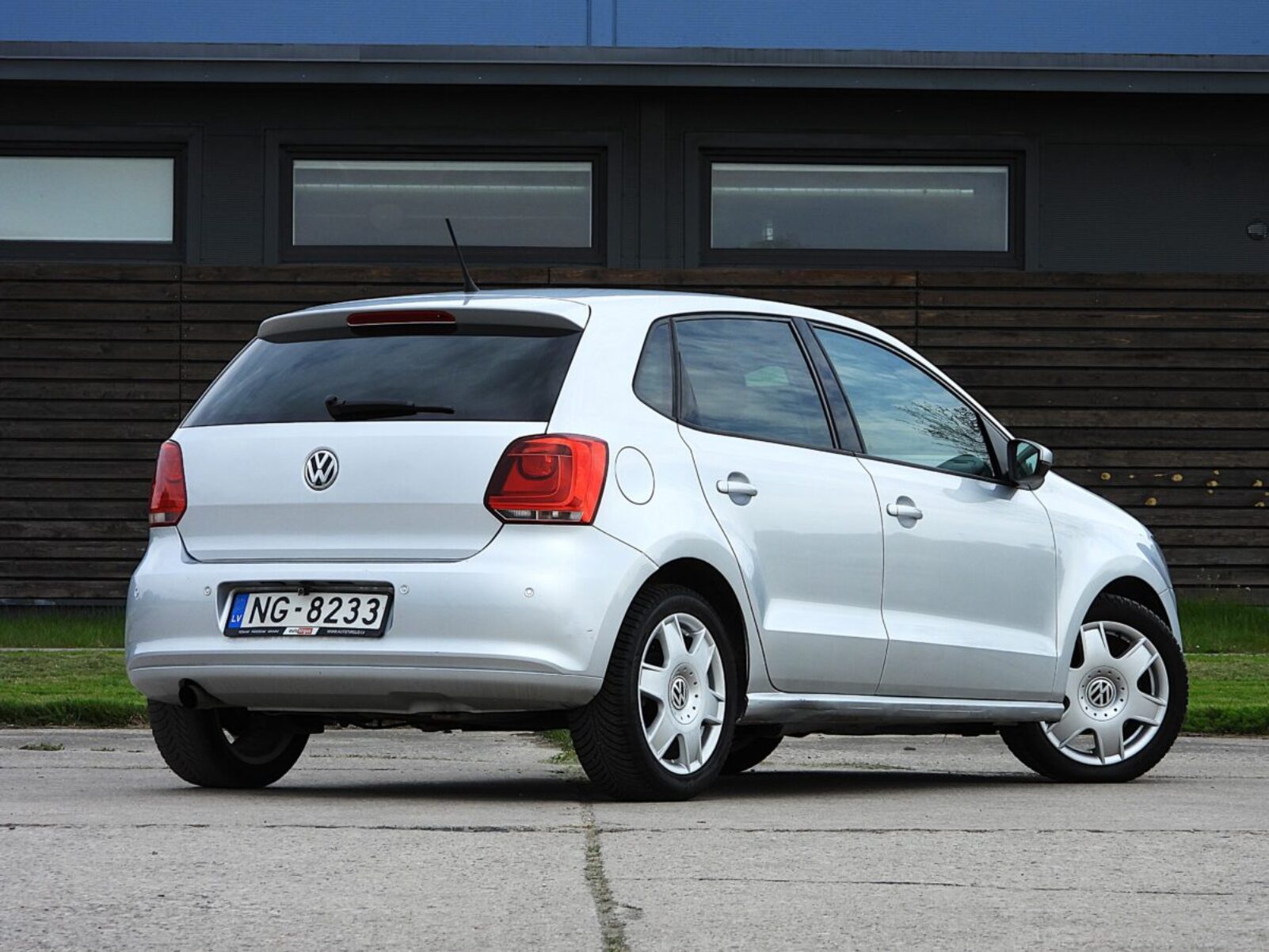 VW POLO