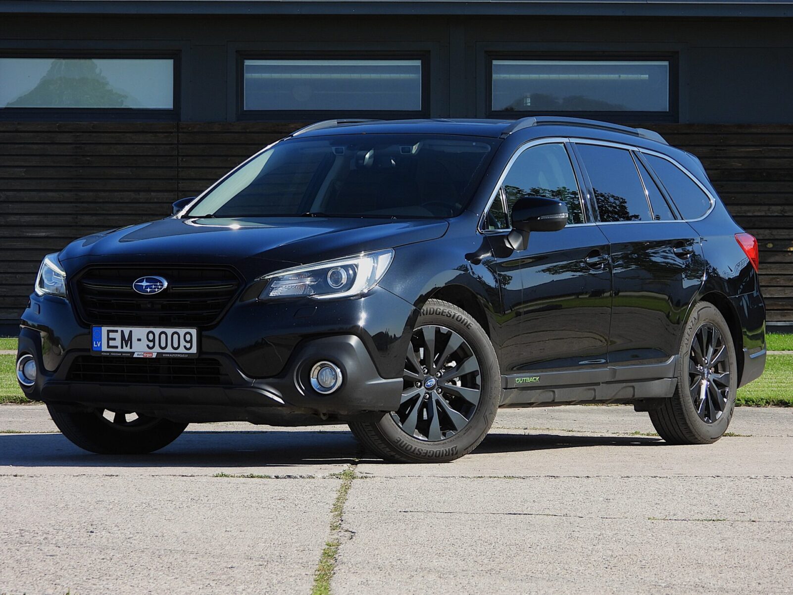 SUBARU OUTBACK