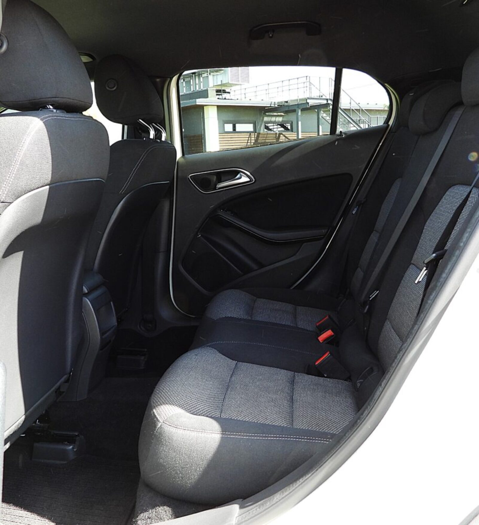 MERCEDES BENZ GLA 200
