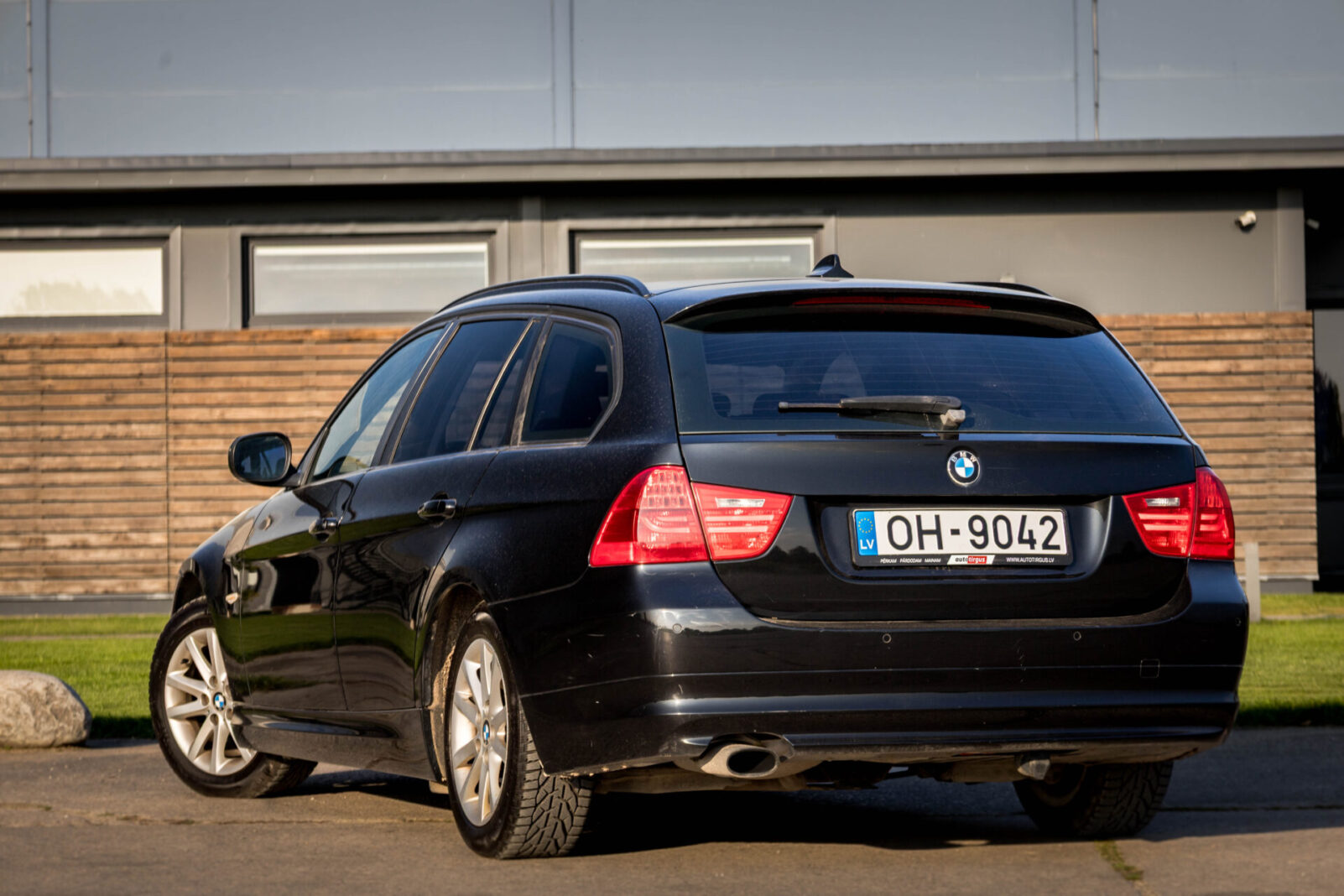 BMW 320