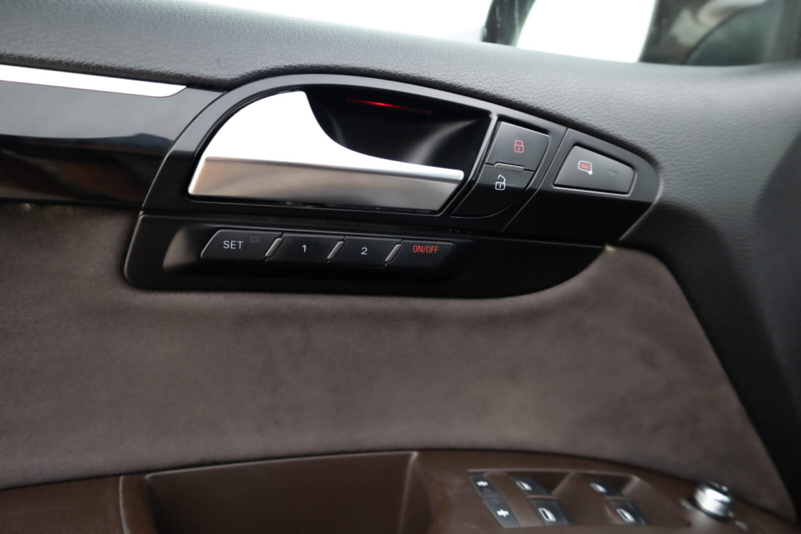 AUDI Q7 S-line