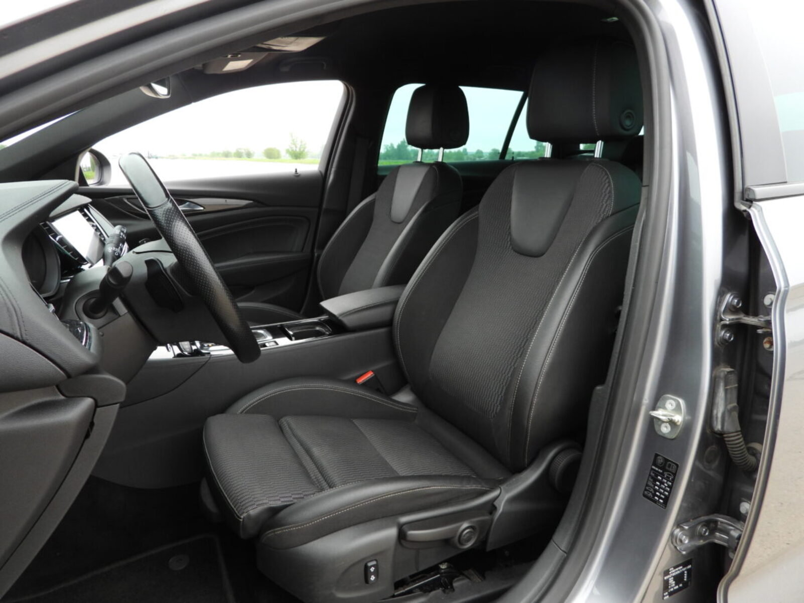 OPEL INSIGNIA SPORTS TOURER