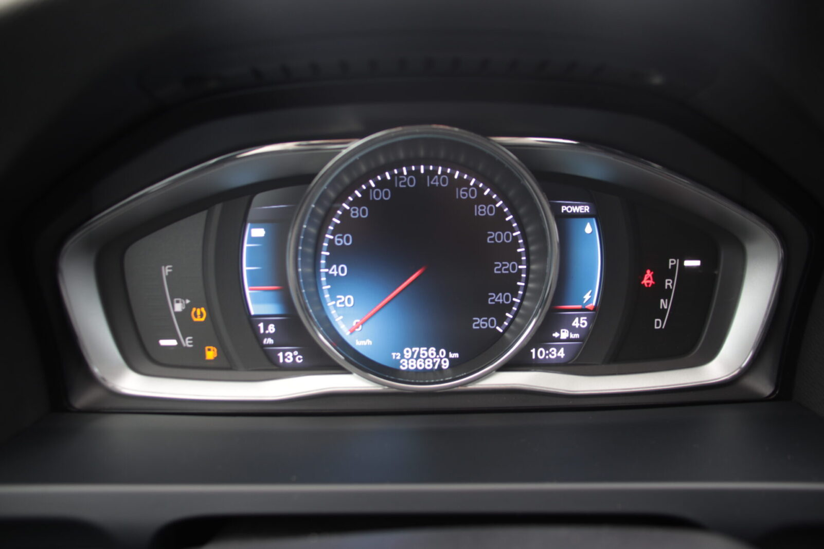 VOLVO V60 TWIN ENGINE