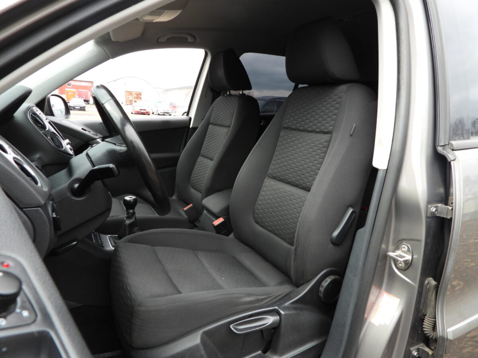 VW TIGUAN