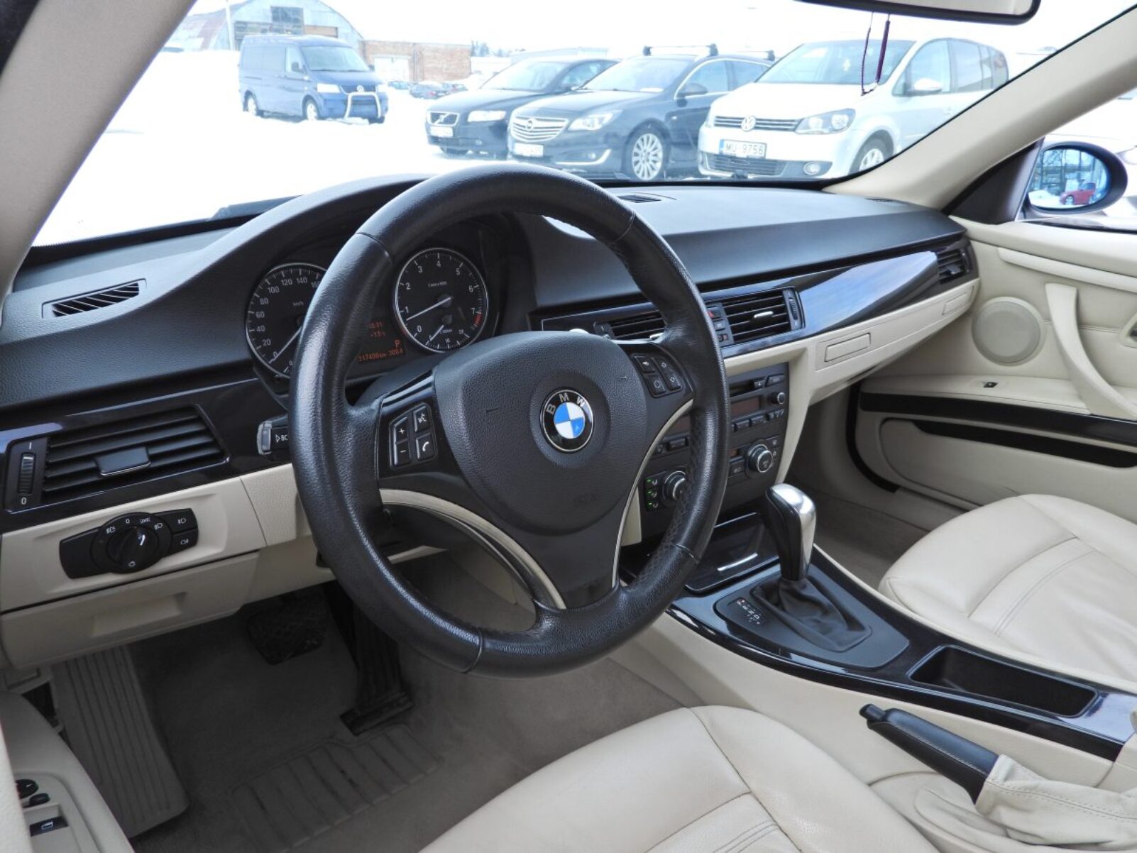 BMW 320