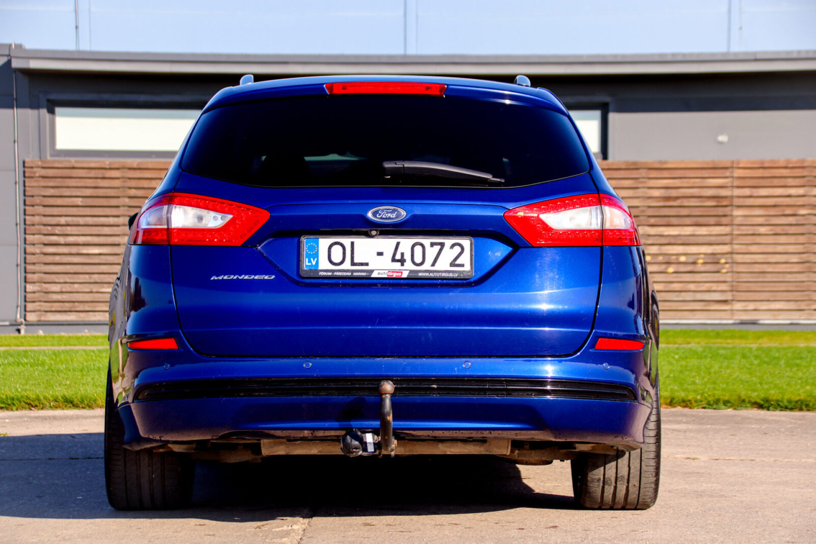 FORD MONDEO