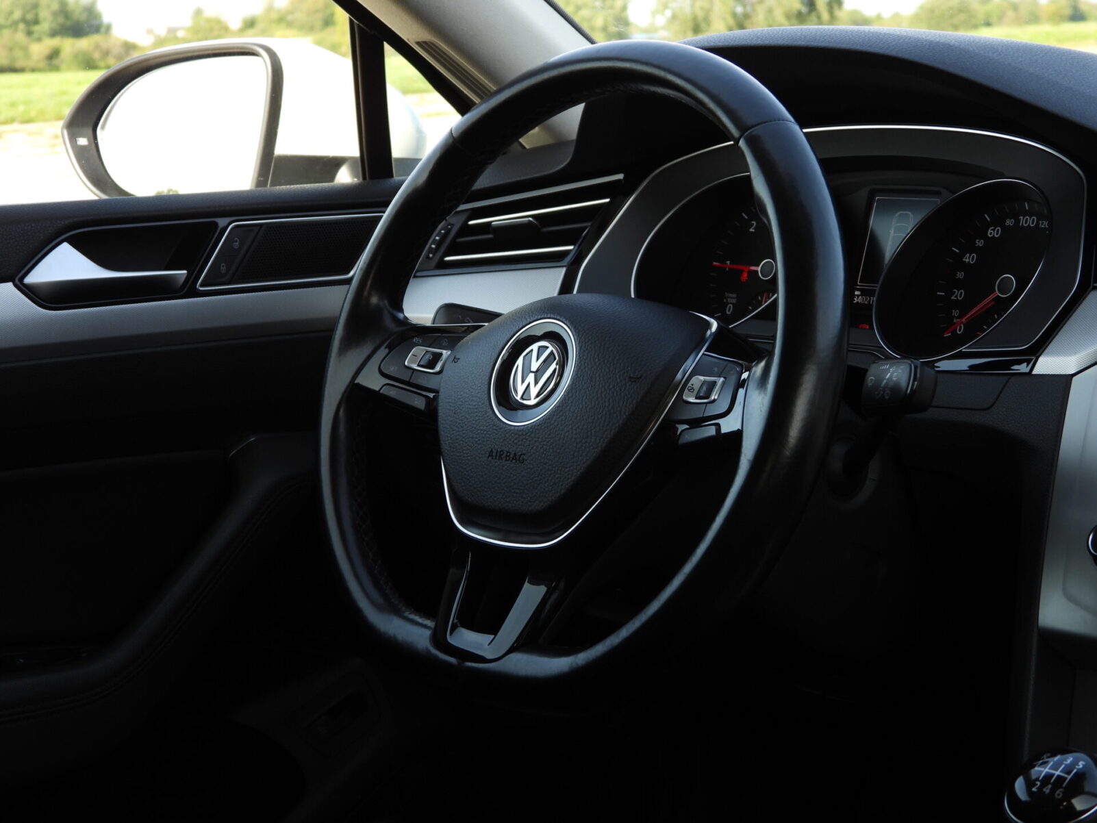 VW PASSAT