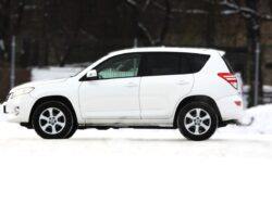 TOYOTA RAV 4