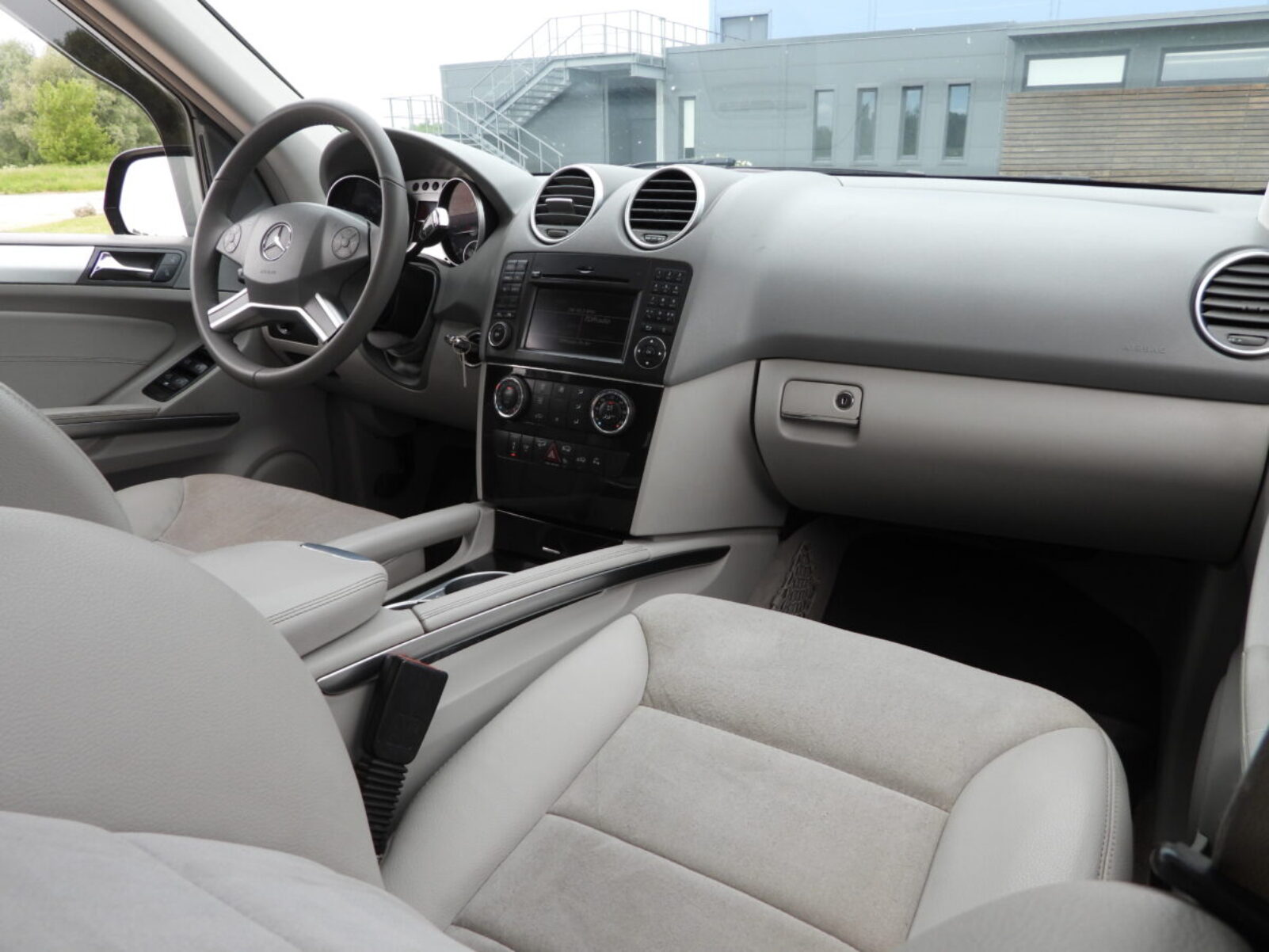 MERCEDES BENZ ML320