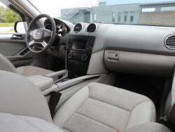 MERCEDES BENZ ML320