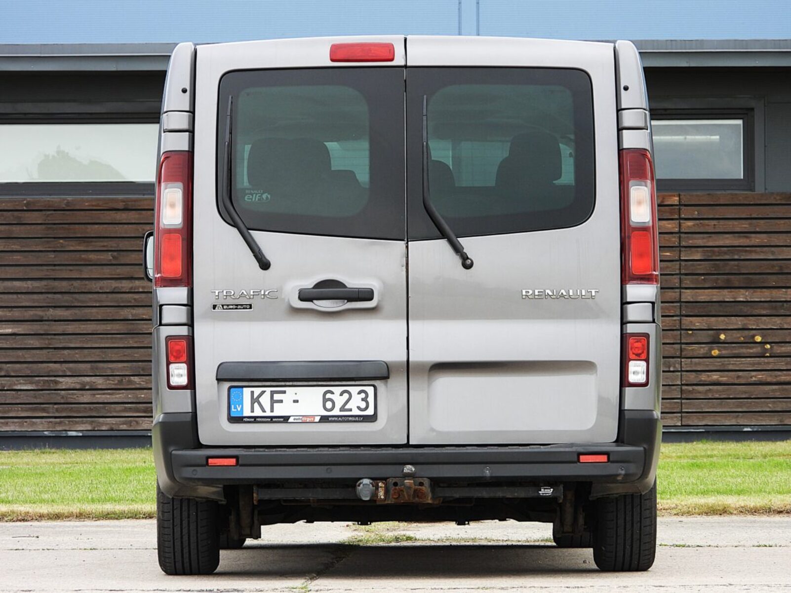 RENAULT TRAFIC