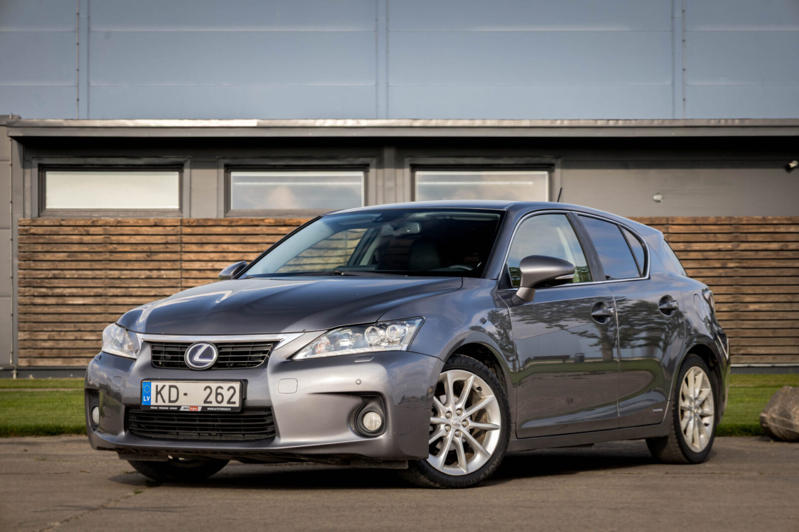 LEXUS CT200H