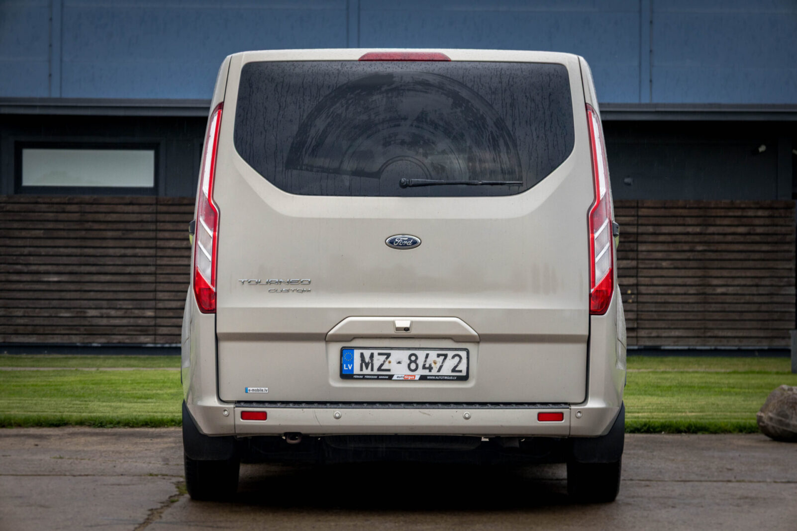 FORD TOURNEO CUSTOM