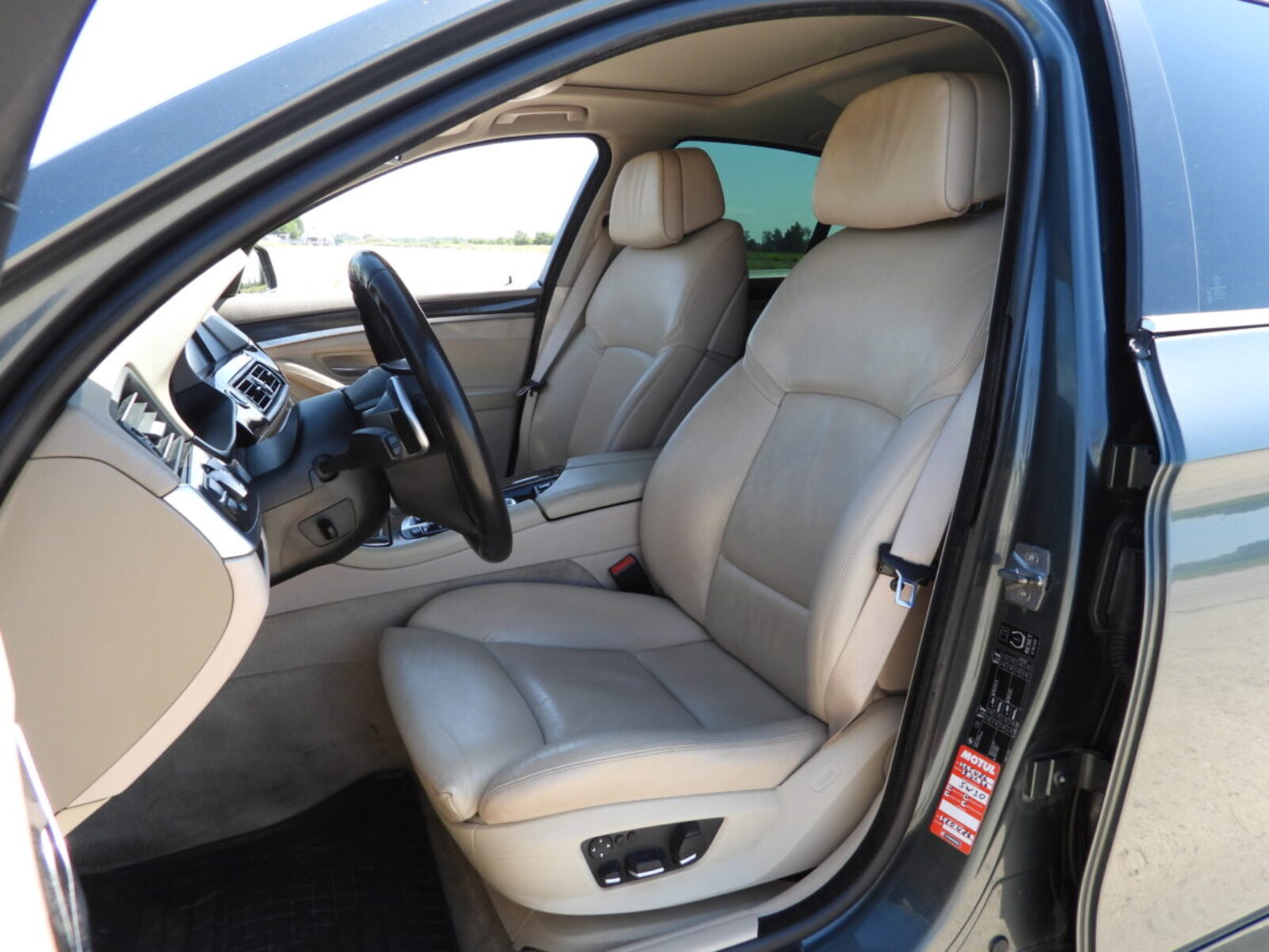 BMW 530