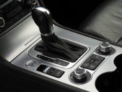 VW TOUAREG R-LINE