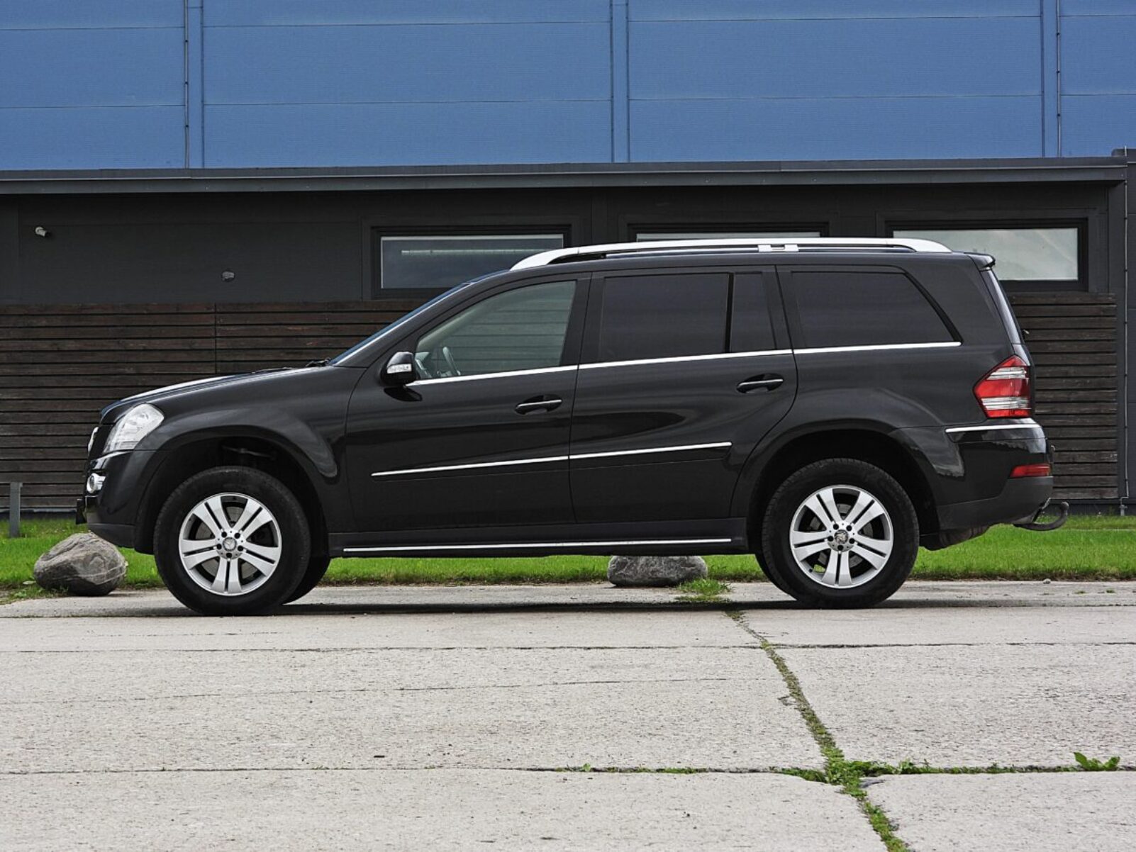 MERCEDES BENZ GL320