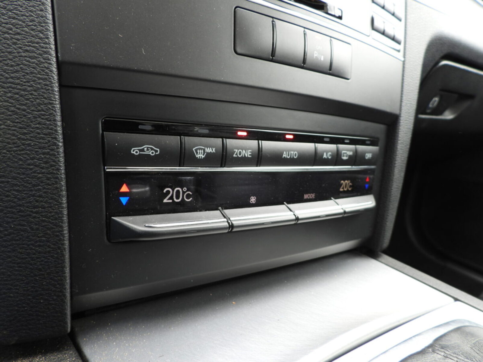 MERCEDES BENZ E350