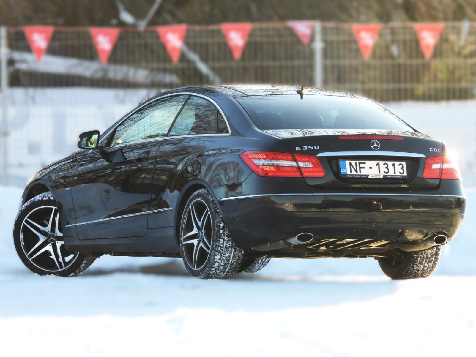 MERCEDES BENZ E350