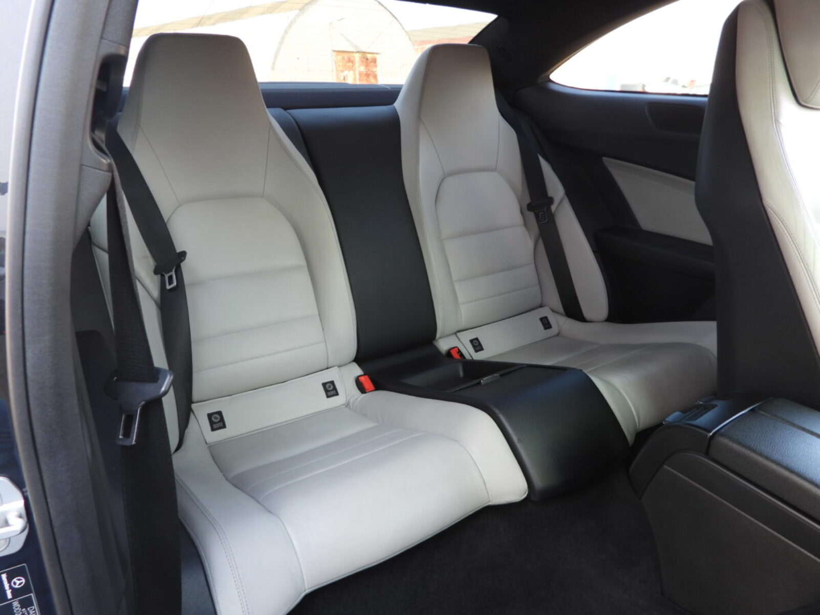 MERCEDES BENZ C350