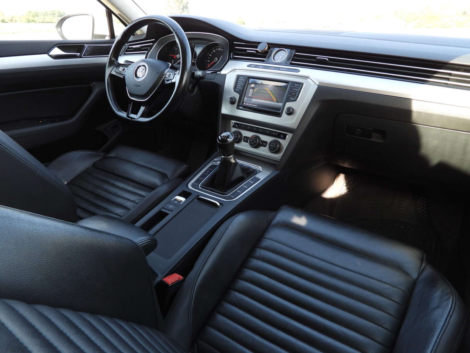 VW PASSAT