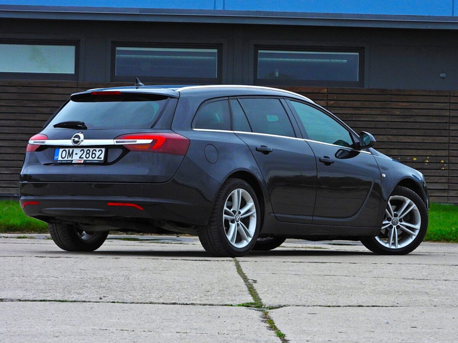 OPEL INSIGNIA SPORTS TOURER SW