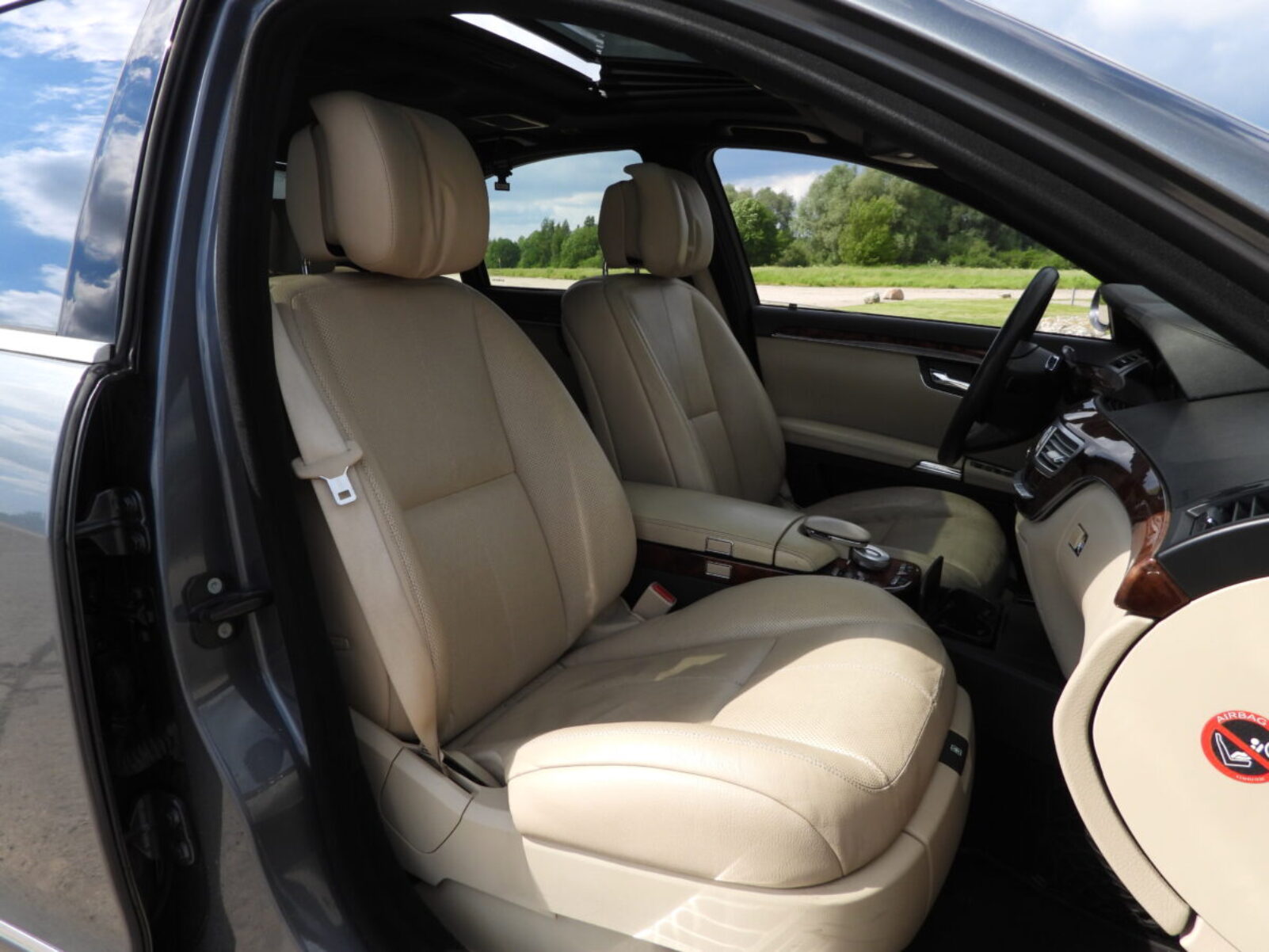 MERCEDES BENZ S320