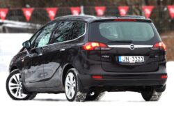 OPEL ZAFIRA