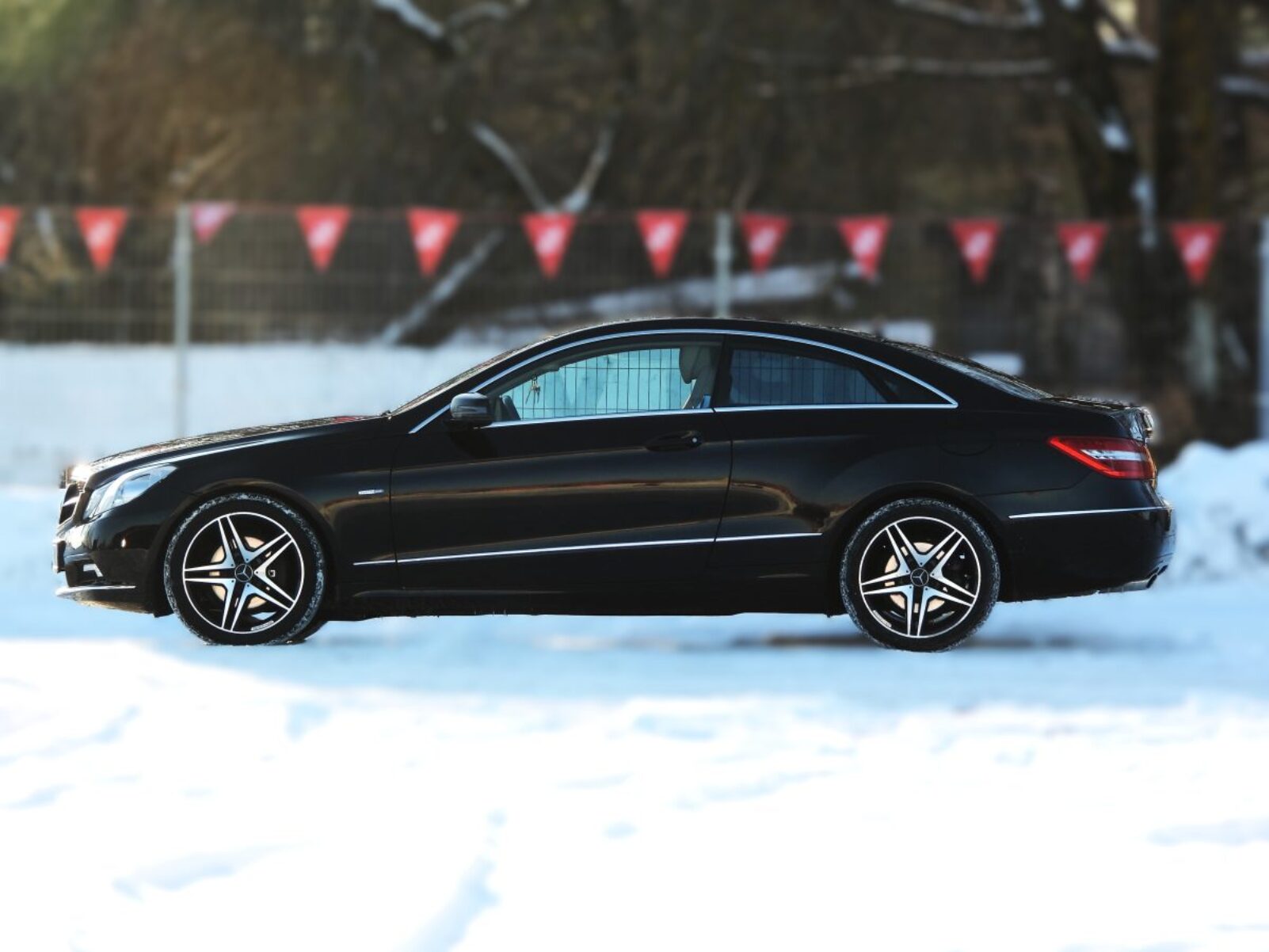 MERCEDES BENZ E350
