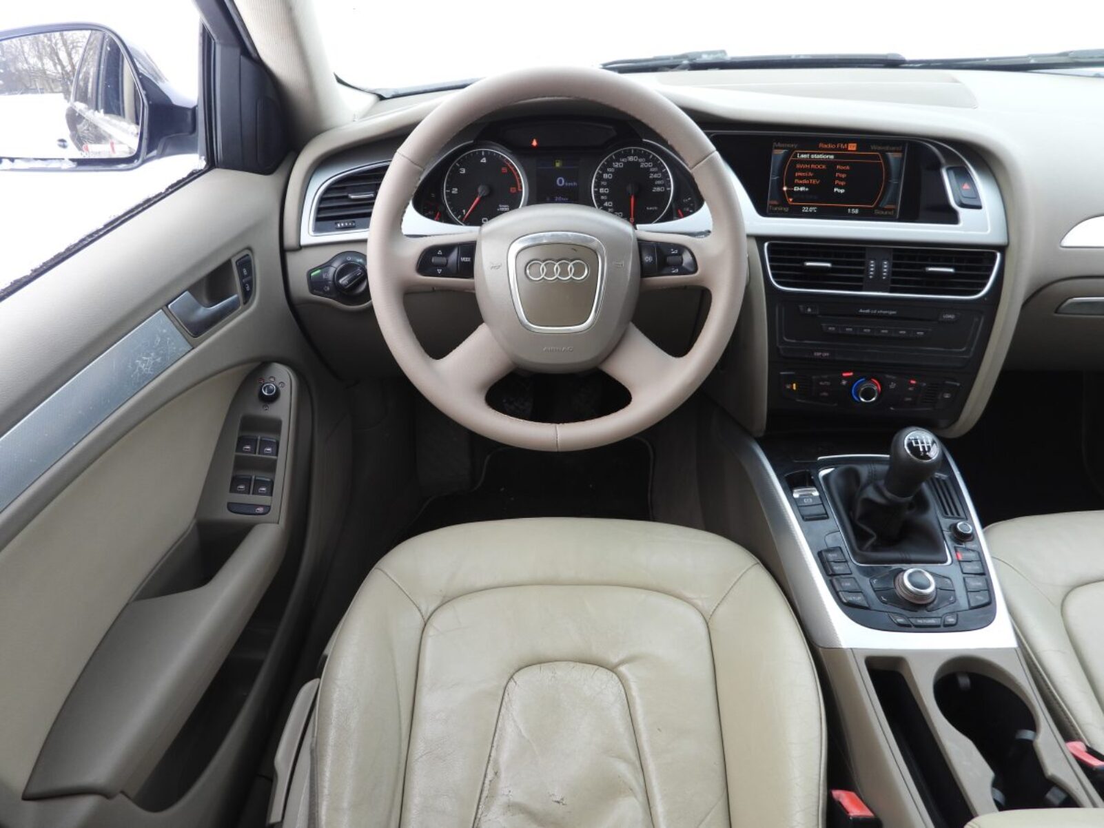 AUDI A4