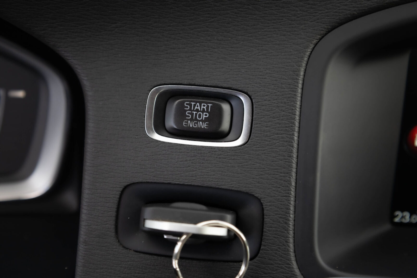 VOLVO V60 PLUG IN HYBRID