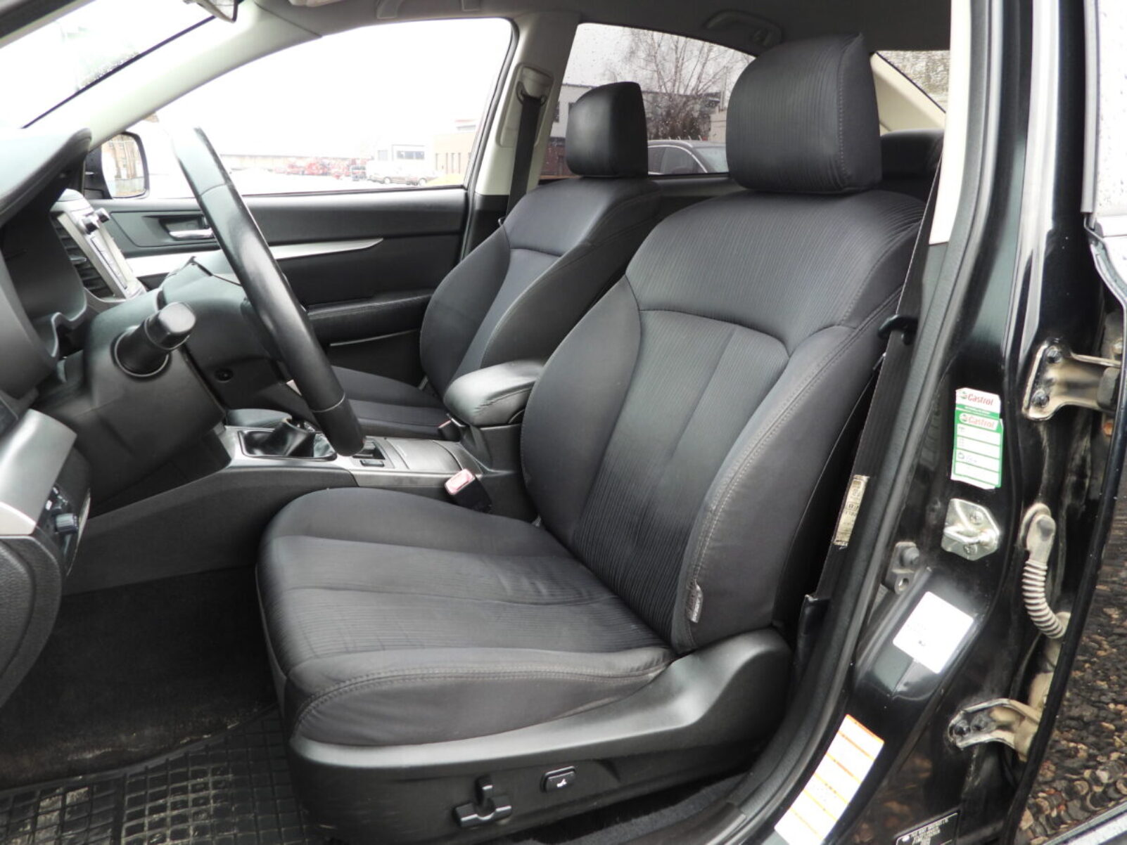 SUBARU LEGACY