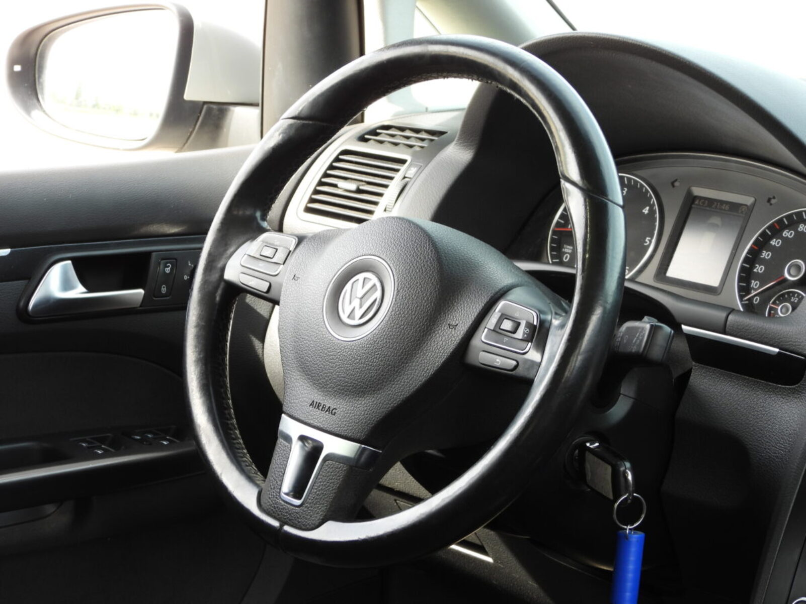 VW TOURAN