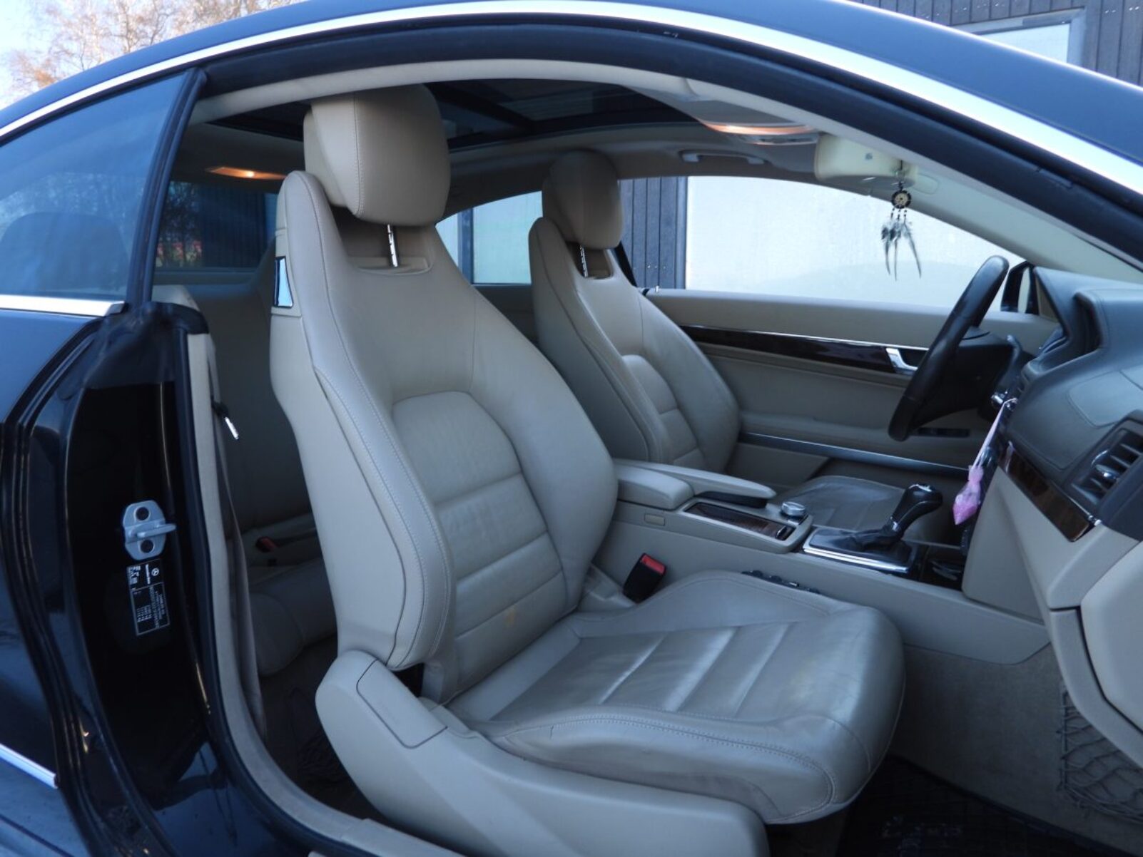 MERCEDES BENZ E350