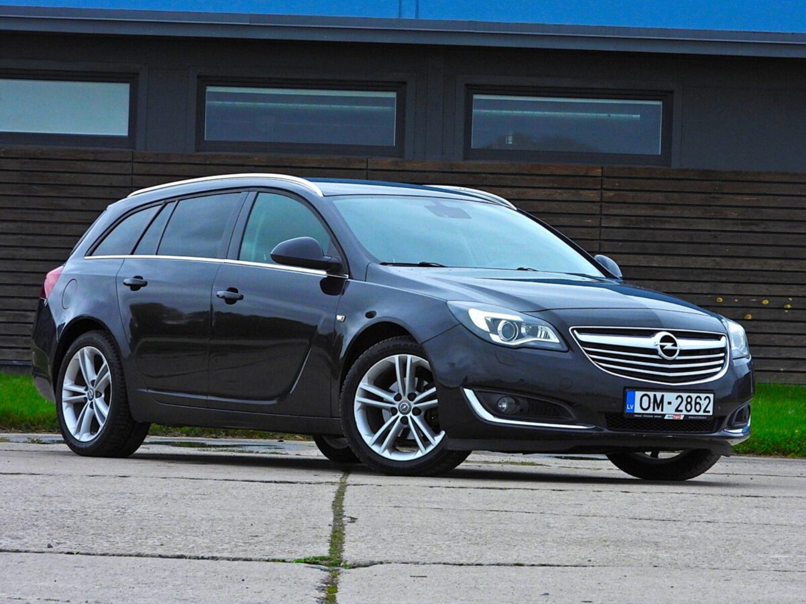 OPEL INSIGNIA SPORTS TOURER SW